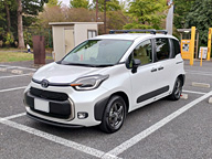 TOYOTA Sienta